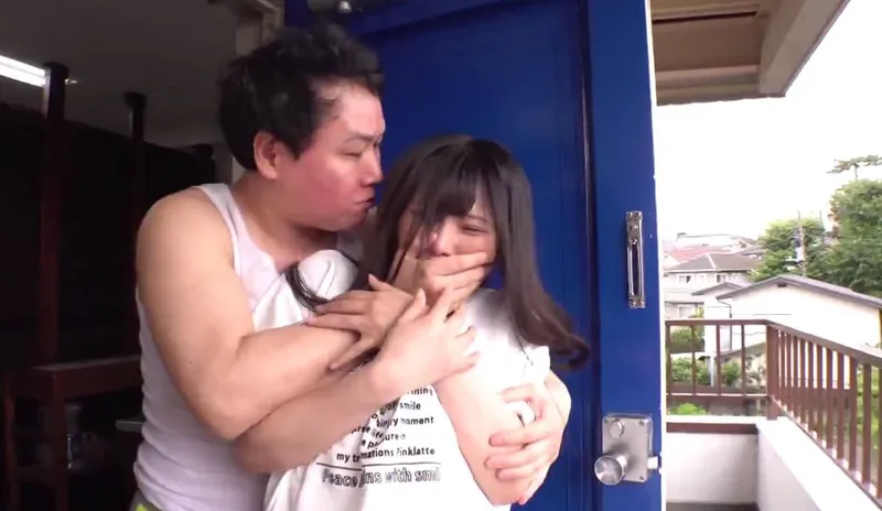 Tình đầu của tôi đã bị gã nhà bên nắc tơi tả